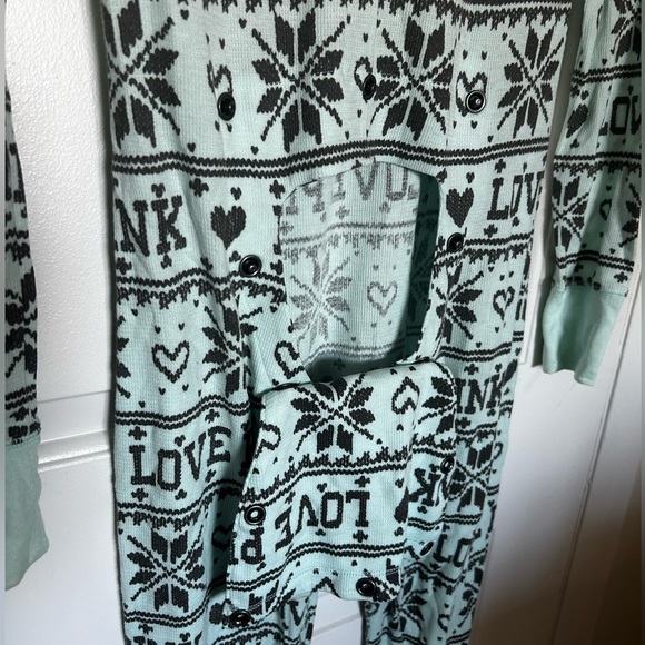 NWOT Victoria Secret PINK Winter Waffle Knit Onsie - Picture 2 of 5